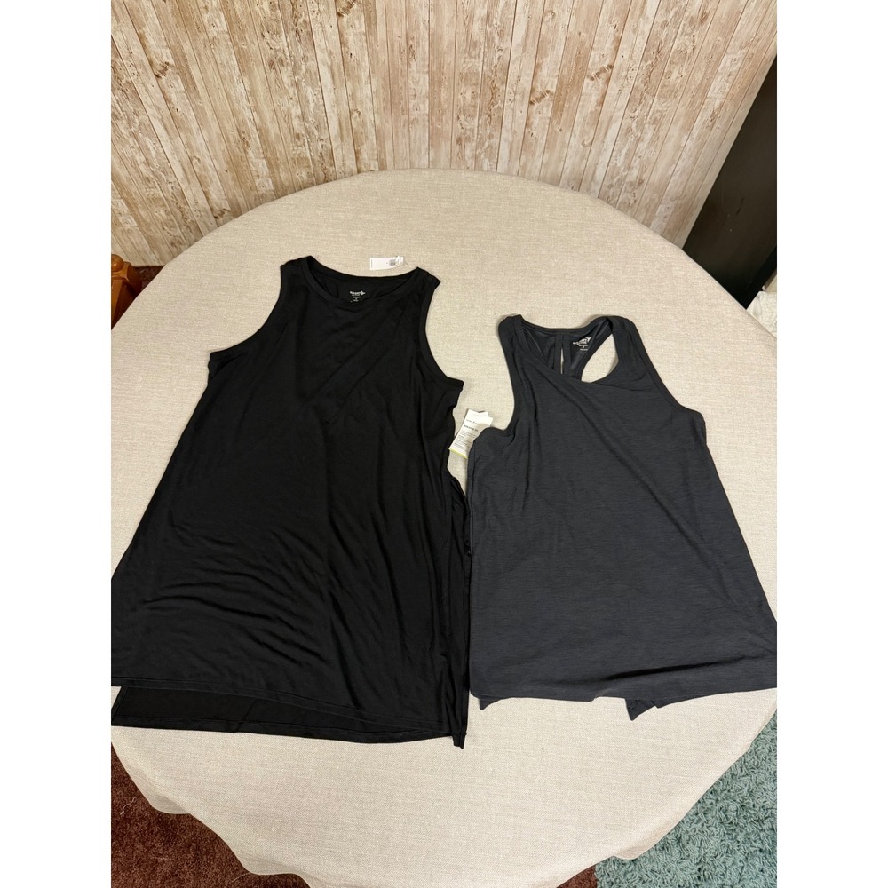 Old Navy Active Tank Top Bundle Black Tunic Charcoal Breathe ON Split Back NWT